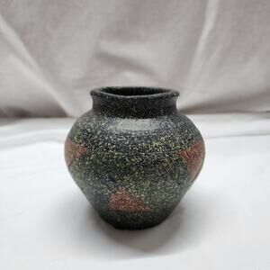 Southwestern tribal style small pottery Vase X